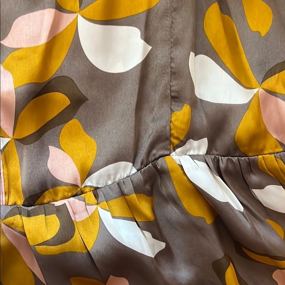 Mittoshop Floral Ruffle Sleeve Dress Small NWT - Picture 9 of 10